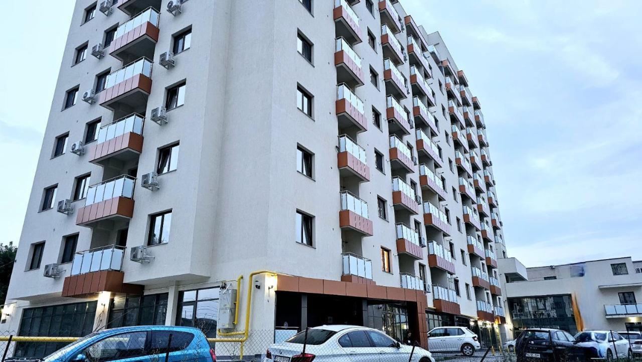 Luxurious Azure Near Mall Apartment Iasi